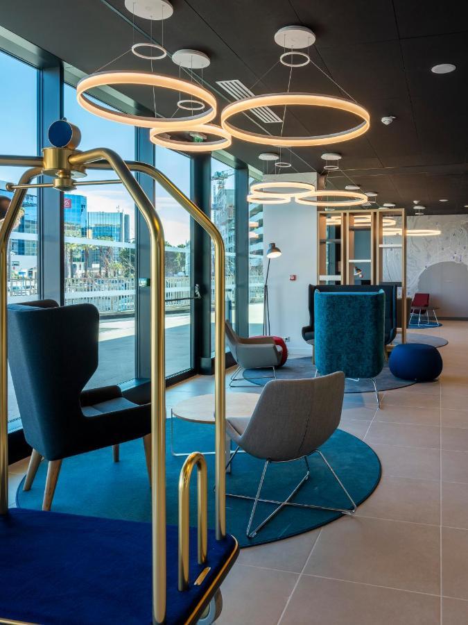 Holiday Inn Express - Nice - Grand Arenas By Ihg Luaran gambar