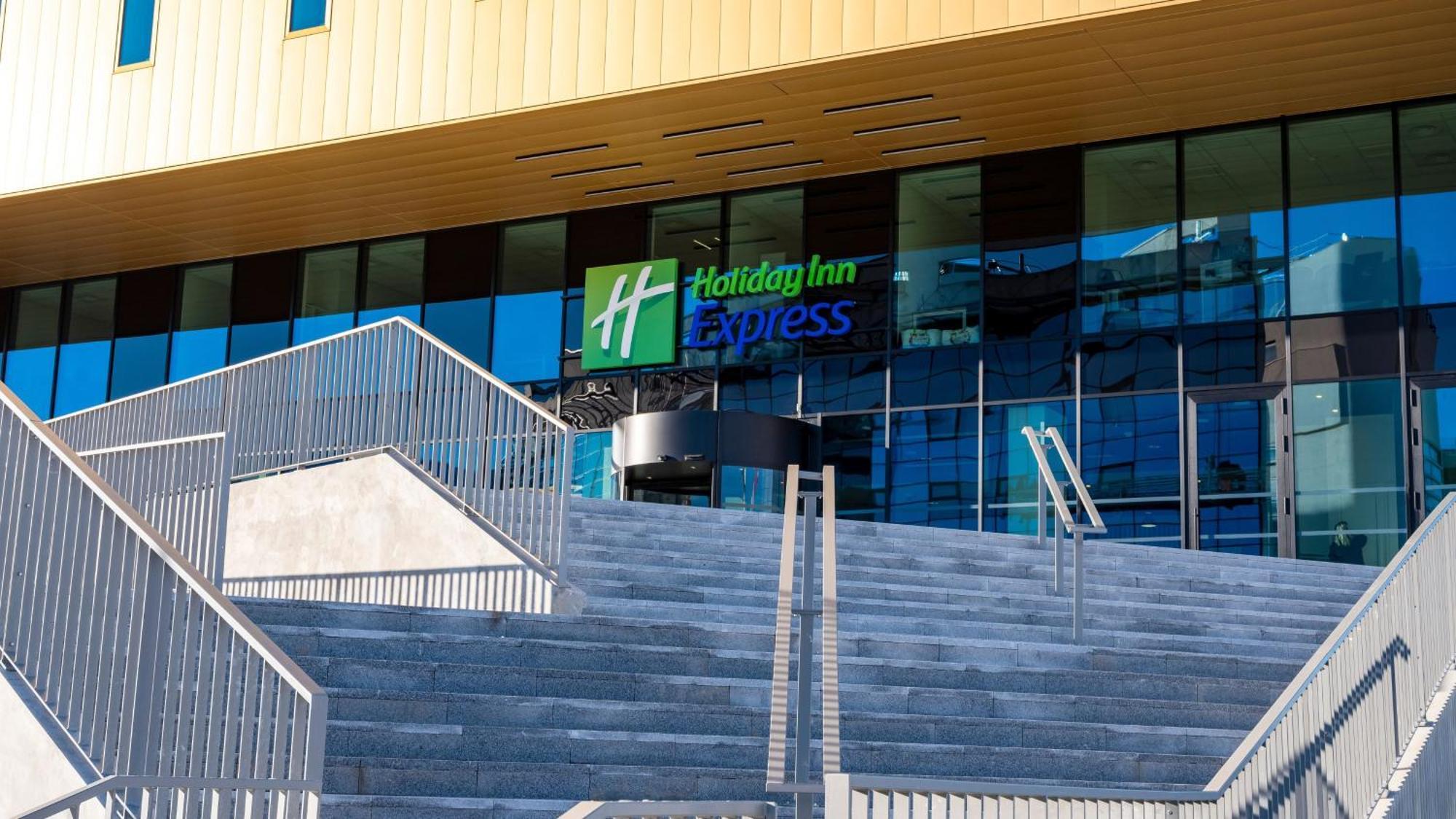 Holiday Inn Express - Nice - Grand Arenas By Ihg Luaran gambar